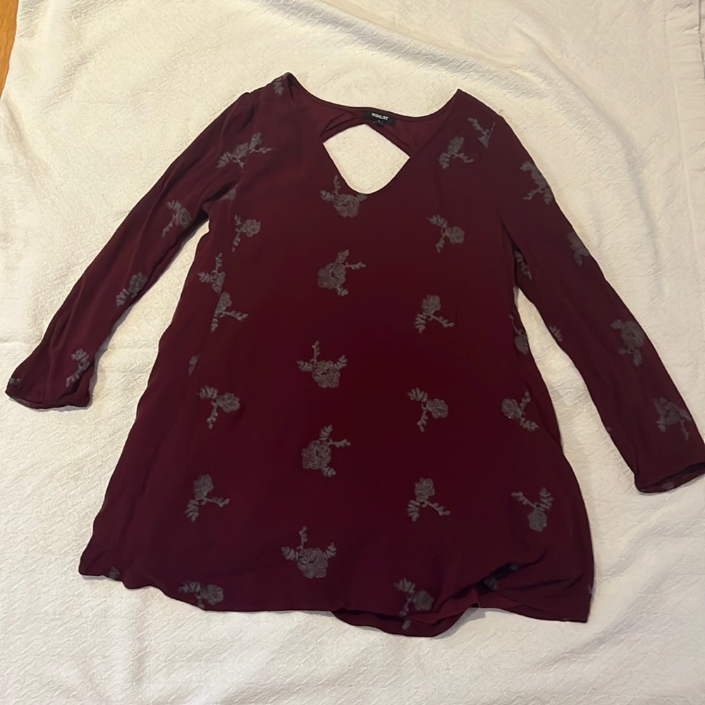 Maroon Cutout Shift Dress